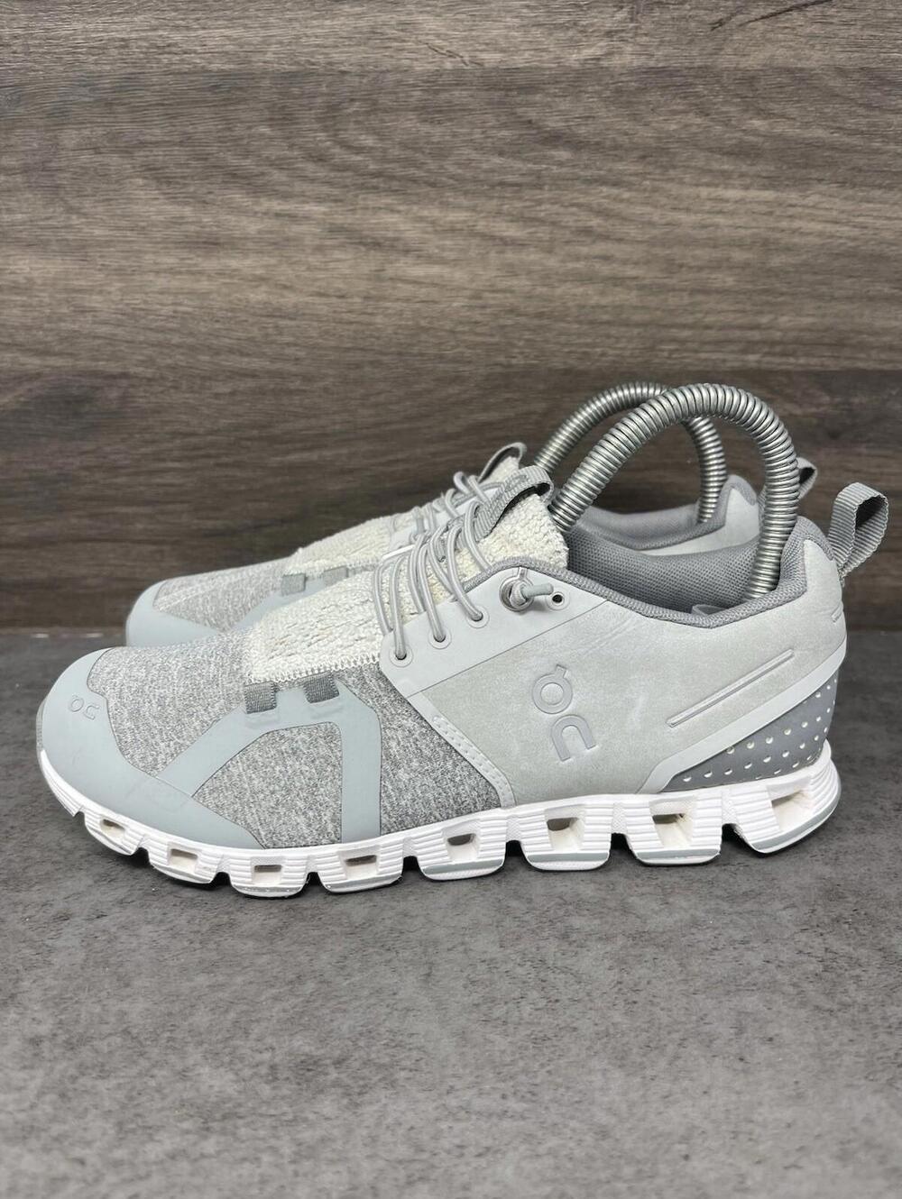 On Cloud Terry Running Sneakers Womens Size 5.5 Grey Athletic Trainer - Picture 1 of 11